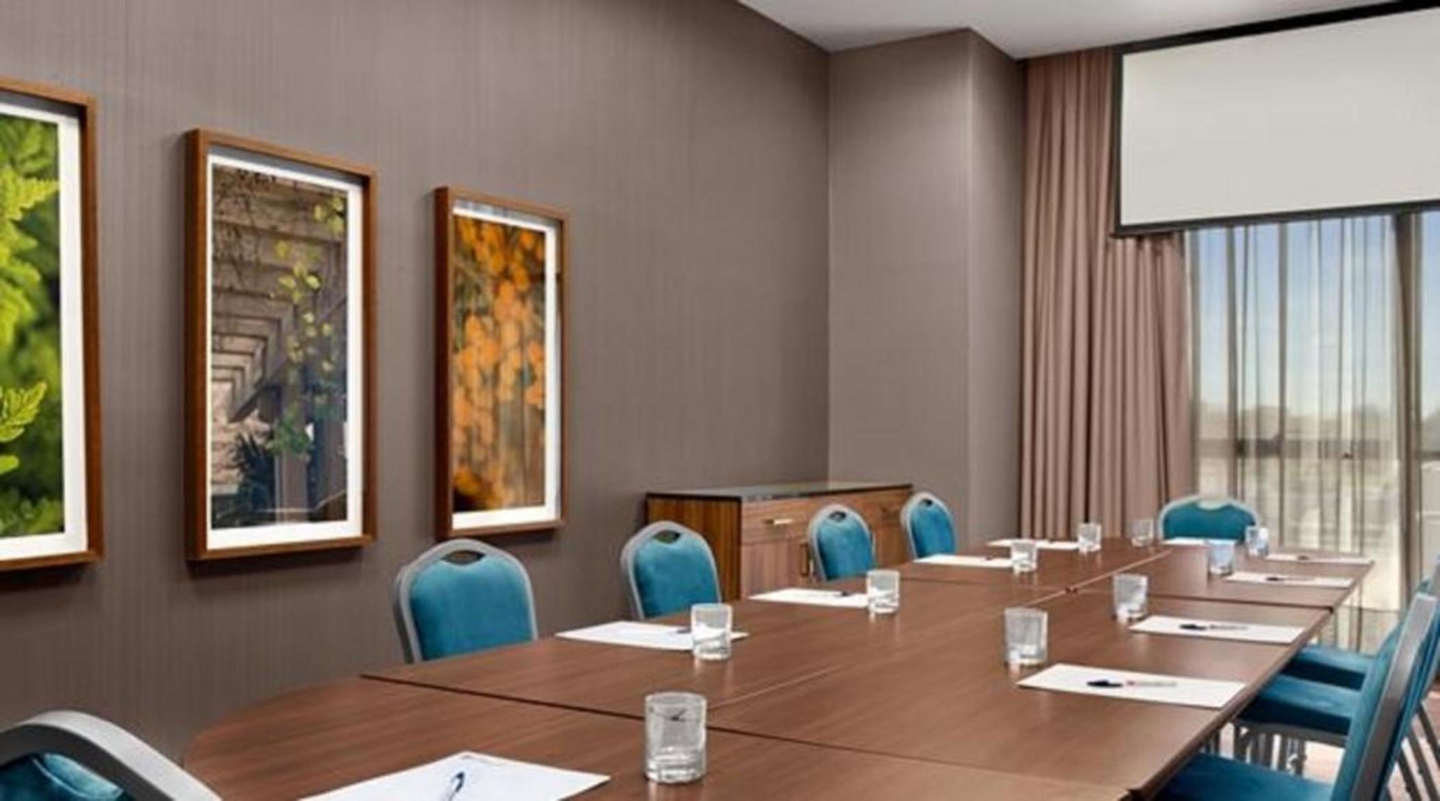 Hilton Garden Inn Winnipeg South מראה חיצוני תמונה