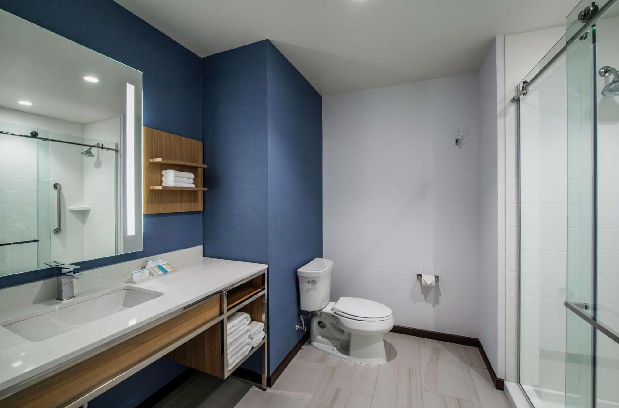 Hilton Garden Inn Winnipeg South מראה חיצוני תמונה