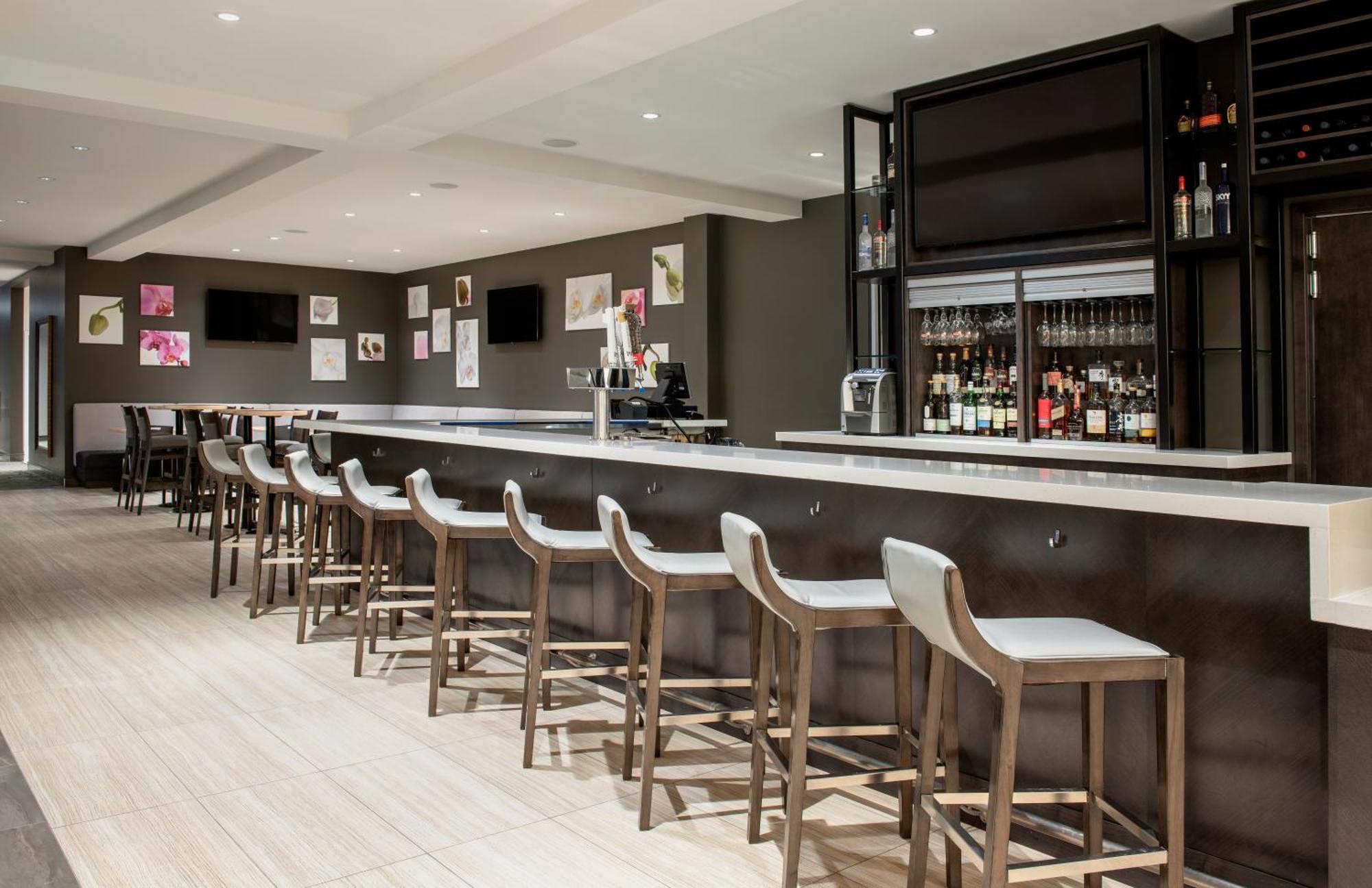 Hilton Garden Inn Winnipeg South מראה חיצוני תמונה